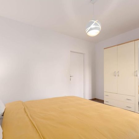 Newly Renovated Holiday Apartment Sirius Пореч Экстерьер фото